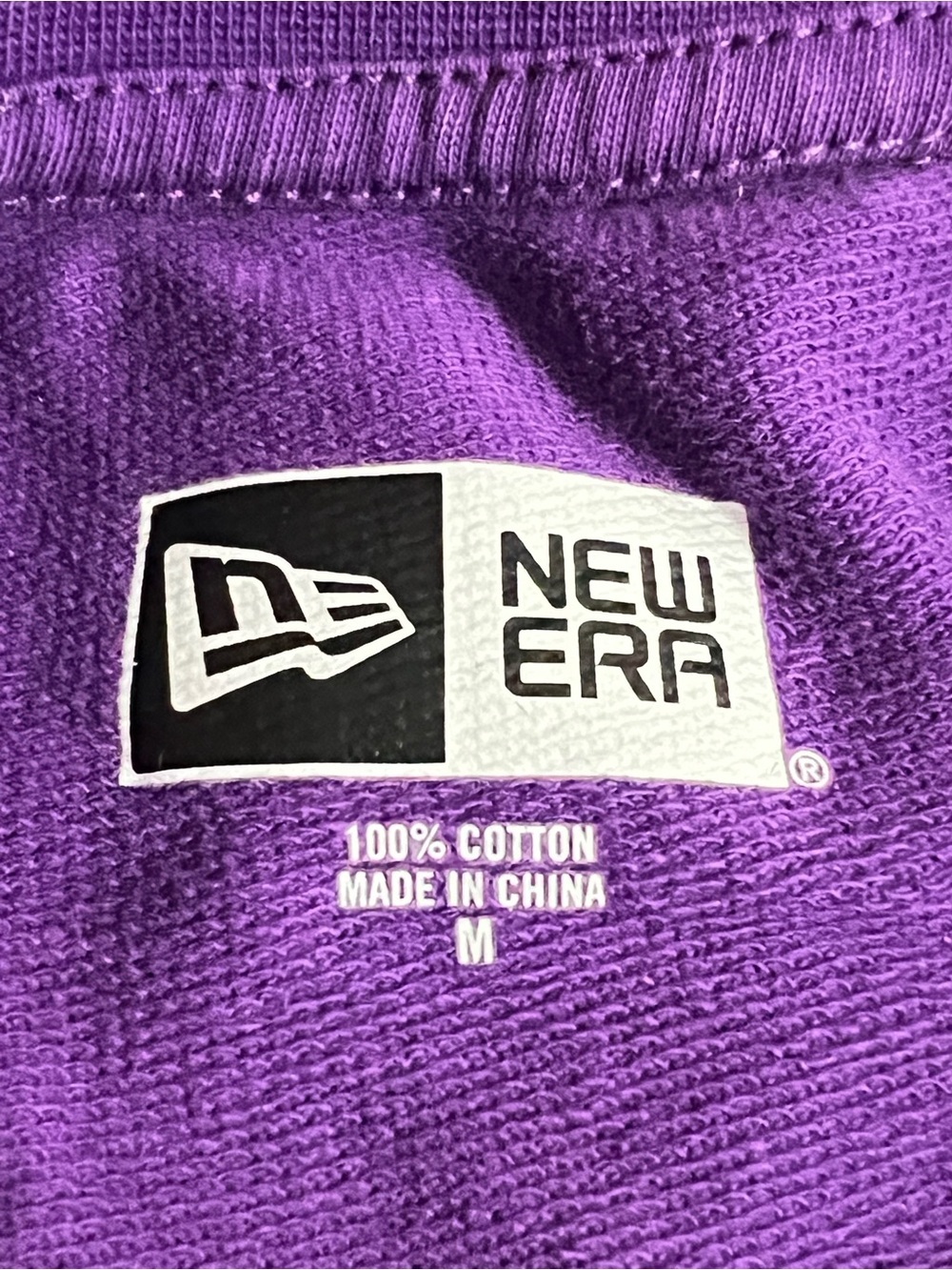 LAKERS ๐ New Era Purple 100% Cotton Crewneck Sweatshirt Size Medium - Picture 5 of 5